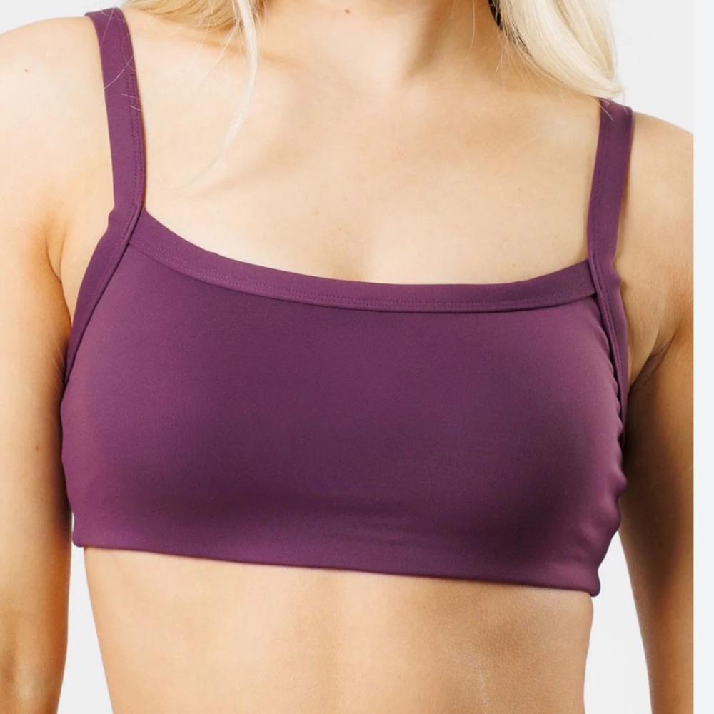 NWT Paragon Strappy bra wild berry